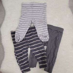 Gerber Bundle of 3 baby pants 0-3M
